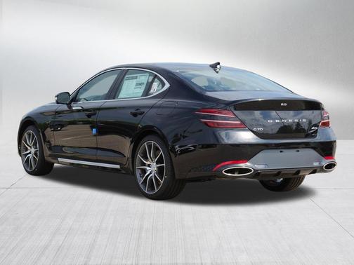 Vik Black 2026 Genesis G70 2.5T AWD Prestige