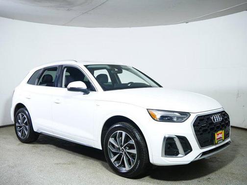 2022 Audi Q5 45 S line Premium Plus
