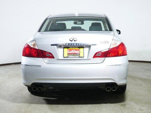 2009 INFINITI M35x Base