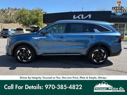 Mineral Blue 2025 Kia Sorento Hybrid EX