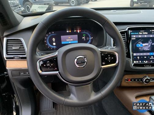 2023 Volvo XC90 Recharge Plug-In Hybrid T8 Plus Bright Theme 7-Seater