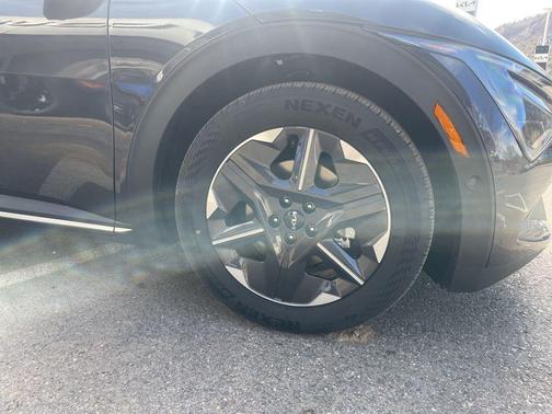 2025 Kia EV6 Light Long Range