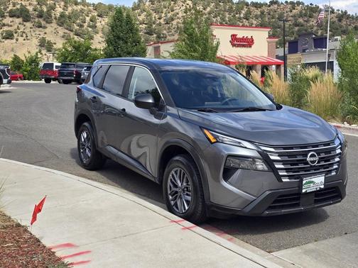 2024 Nissan Rogue S