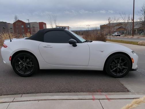 2016 Mazda MX-5 Miata Club