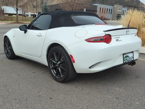 2016 Mazda MX-5 Miata Club