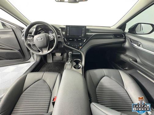 Celestial Silver Metallic 2022 Toyota Camry SE