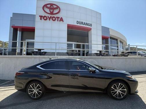 2022 Lexus ES 250 Base