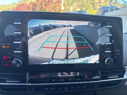 2021 Toyota Sienna XLE 7 Passenger