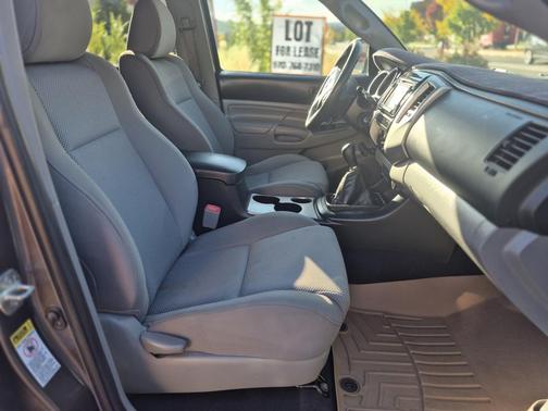 2014 Toyota Tacoma Base