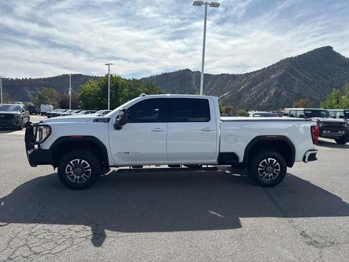 2023 GMC Sierra 2500 AT4