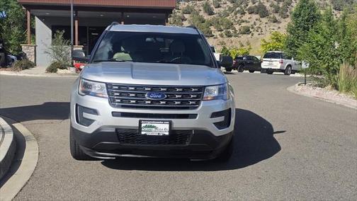 2017 Ford Explorer Base