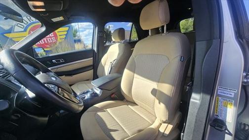 2017 Ford Explorer Base