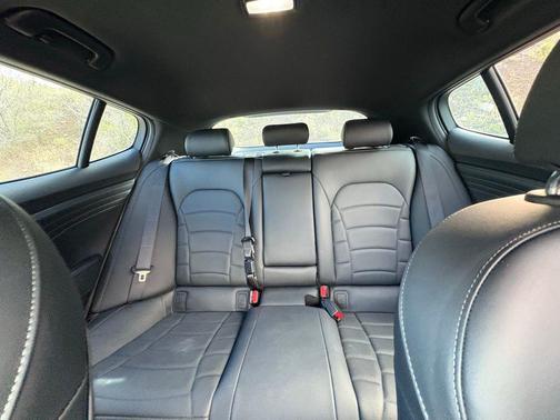 Ceramic Silver 2023 Kia Stinger GT2