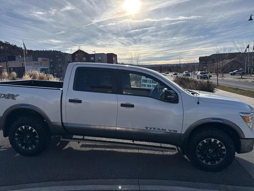 2018 Nissan Titan PRO-4X