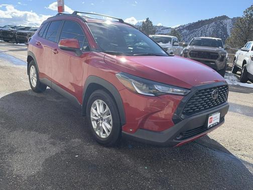 2023 Toyota Corolla Cross LE