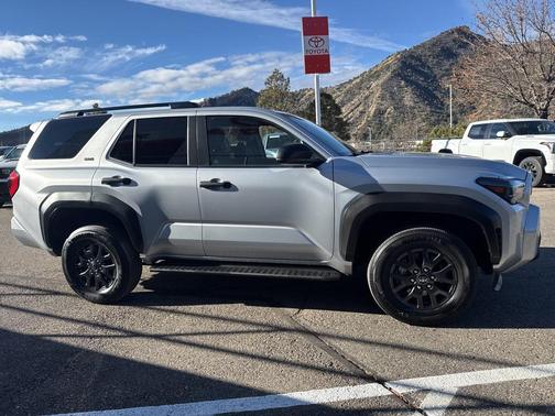 2025 Toyota 4Runner SR5
