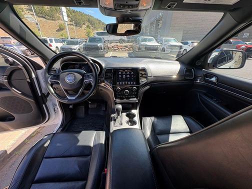 Ivory 3-Coat 2019 Jeep Grand Cherokee Overland