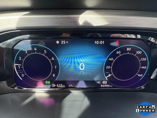 2024 Volkswagen Atlas Cross Sport 2.0T SE w/Technology 4MOTION