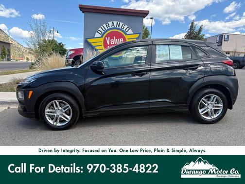Ultra Black Pearl 2019 Hyundai KONA SE