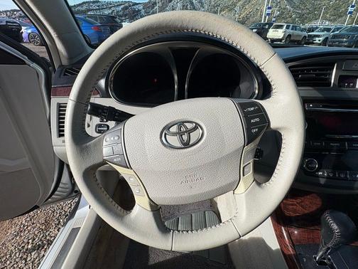 2012 Toyota Avalon Base