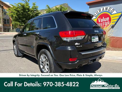 Brilliant Black Crystal Pearlcoat 2016 Jeep Grand Cherokee Overland