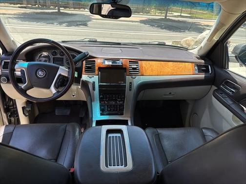 2011 Cadillac Escalade ESV Base