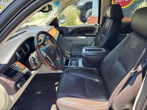 2011 Cadillac Escalade ESV Base