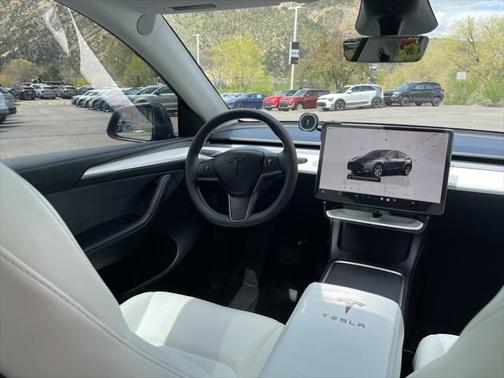 2023 Tesla Model Y Long Range Dual Motor All-Wheel Drive