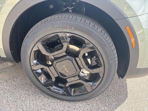 Jungle Green 2026 Kia Sorento SX