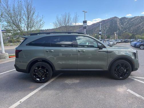 Jungle Green 2026 Kia Sorento SX