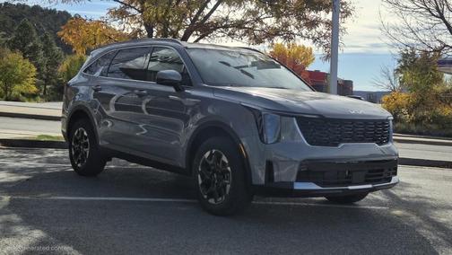 2025 Kia Sorento S