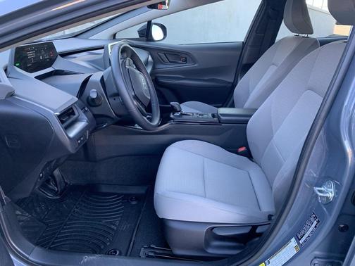 2023 Toyota Prius LE