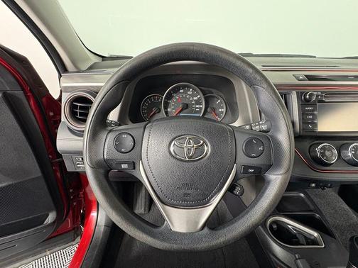 Barcelona Red Metallic 2016 Toyota RAV4 LE
