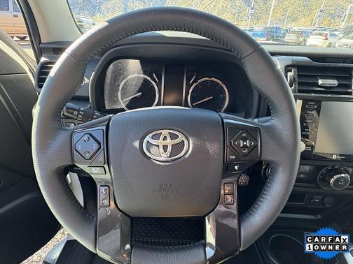 2022 Toyota 4Runner TRD Off Road
