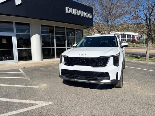 Glacial White Pearl 2026 Kia Sorento S