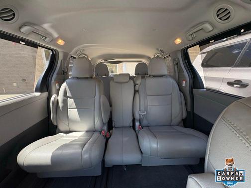 Silver Sky Metallic 2015 Toyota Sienna XLE