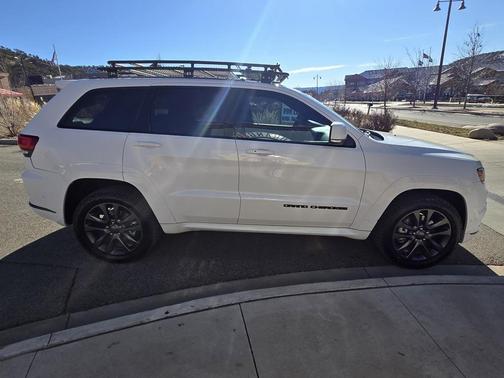 2019 Jeep Grand Cherokee High Altitude
