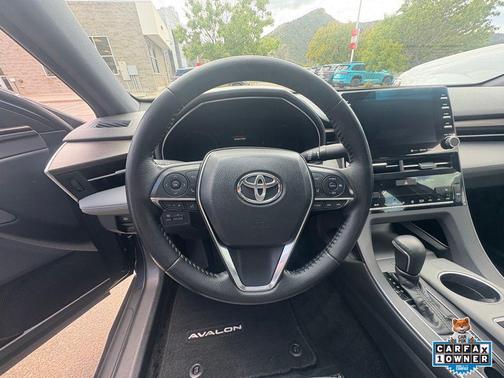 Parisian Night Pearl 2019 Toyota Avalon Hybrid XLE Plus