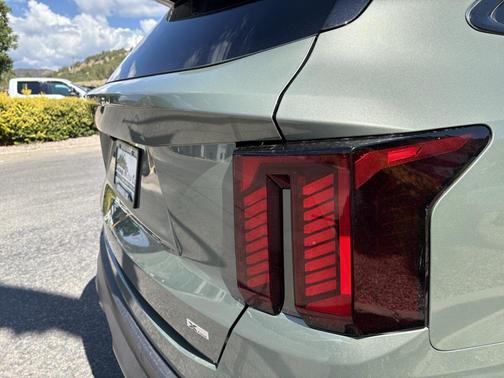 2024 Kia Sorento SX