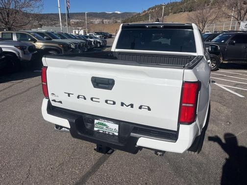 2024 Toyota Tacoma SR5