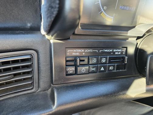 1991 Cadillac Allante 2dr Coupe
