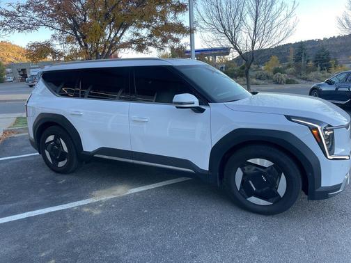 2026 Kia EV9 Wind