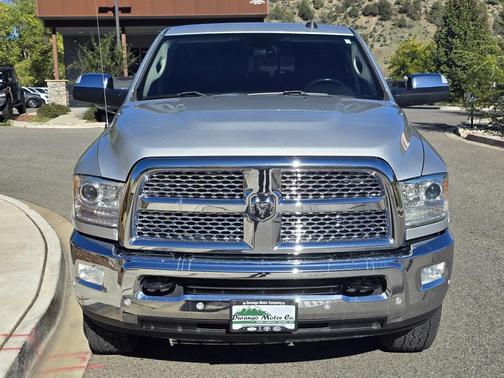 2017 RAM 2500 Laramie Crew Cab 4x4 6'4' Box