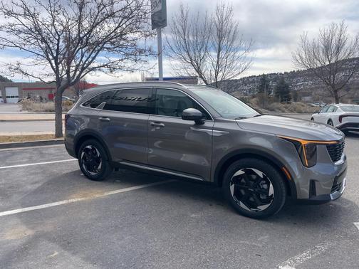 2026 Kia Sorento Hybrid EX