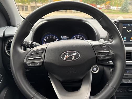 2020 Hyundai KONA Limited