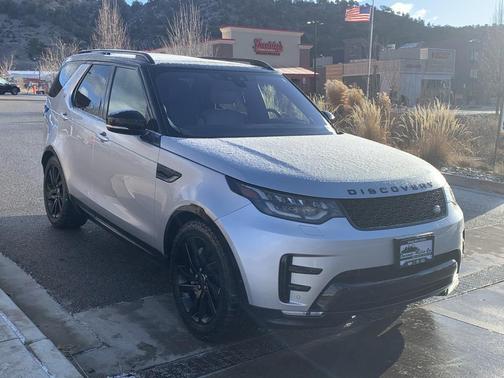 2020 Land Rover Discovery Landmark Edition