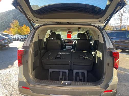 2025 Kia Carnival Hybrid SX