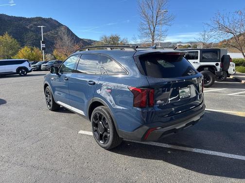 2025 Kia Sorento SX