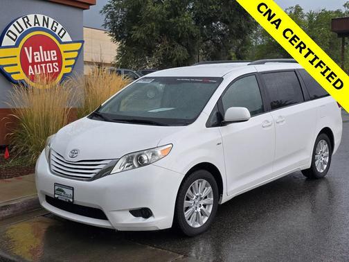 2016 Toyota Sienna LE