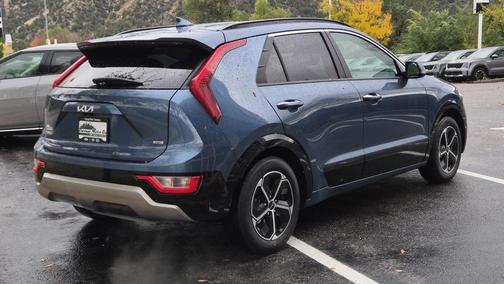 2023 Kia Niro SX